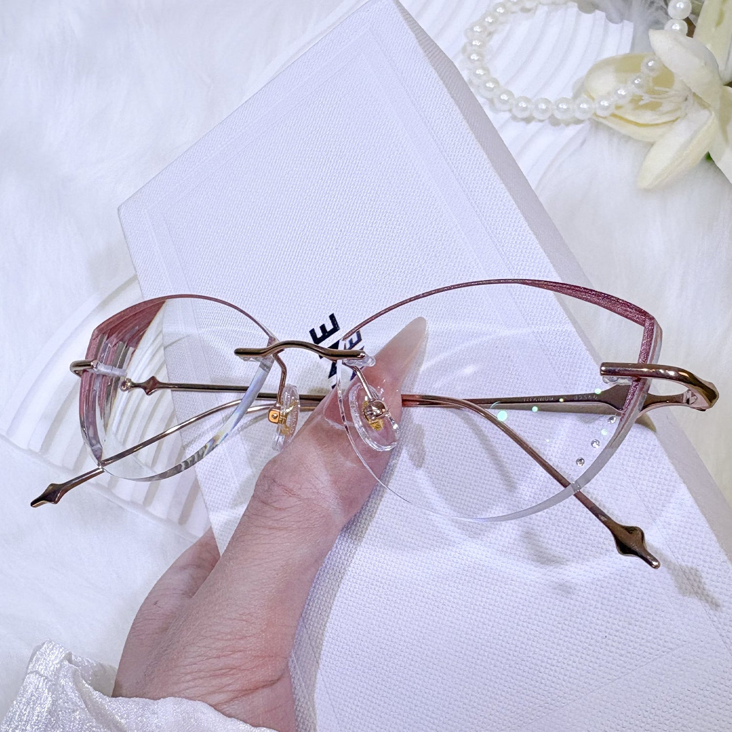 Vivi Eyeglasses