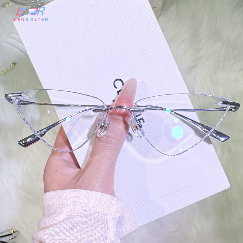 Niva Eyeglasses