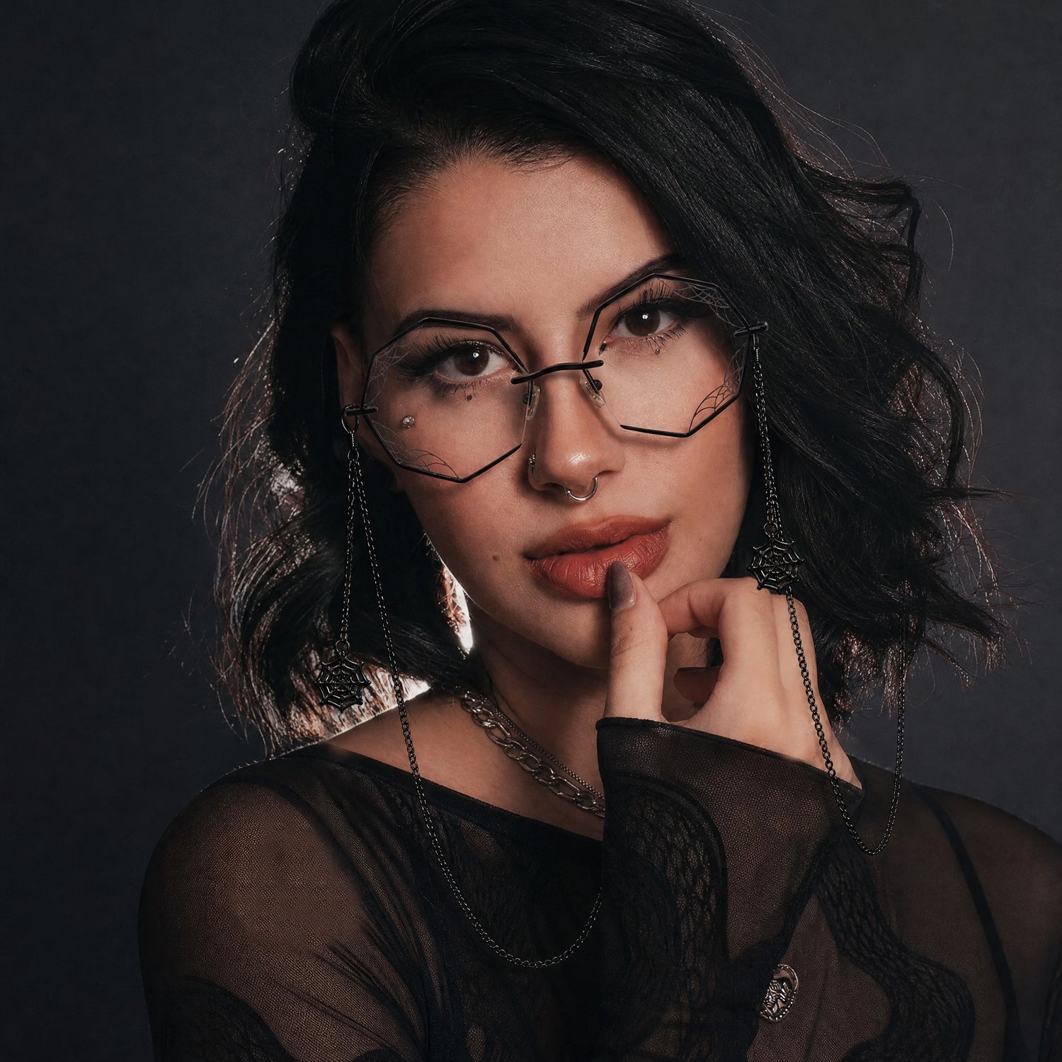 Spinnennetz-Brillenkette